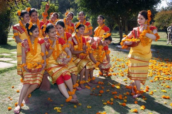 best holi celebration in india - Shantiniketan, West Bengal Cultural Holi