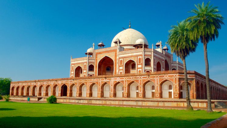 Places to Explore in Delhi: Heritage Sites in Delhi Guide | Avis India