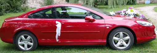 Luxury car rental for a memorable wedding